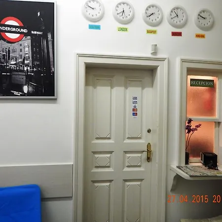 Hostel Violet Hostel *